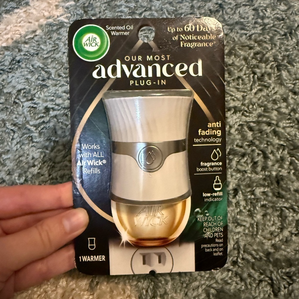 NWT Air Wick Plug In